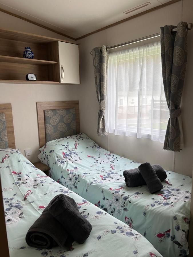 Uisge Beatha Hotel Дорнох Екстериор снимка